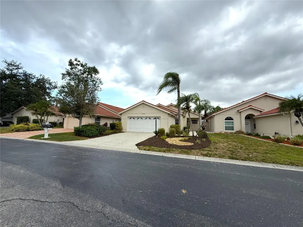 4304 Marcott Circle Sarasota FL 34233