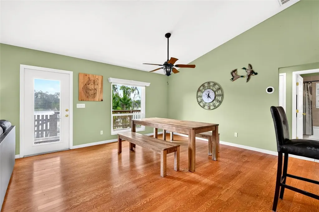 13059 NE 7th Loop Silver Springs FL 34488