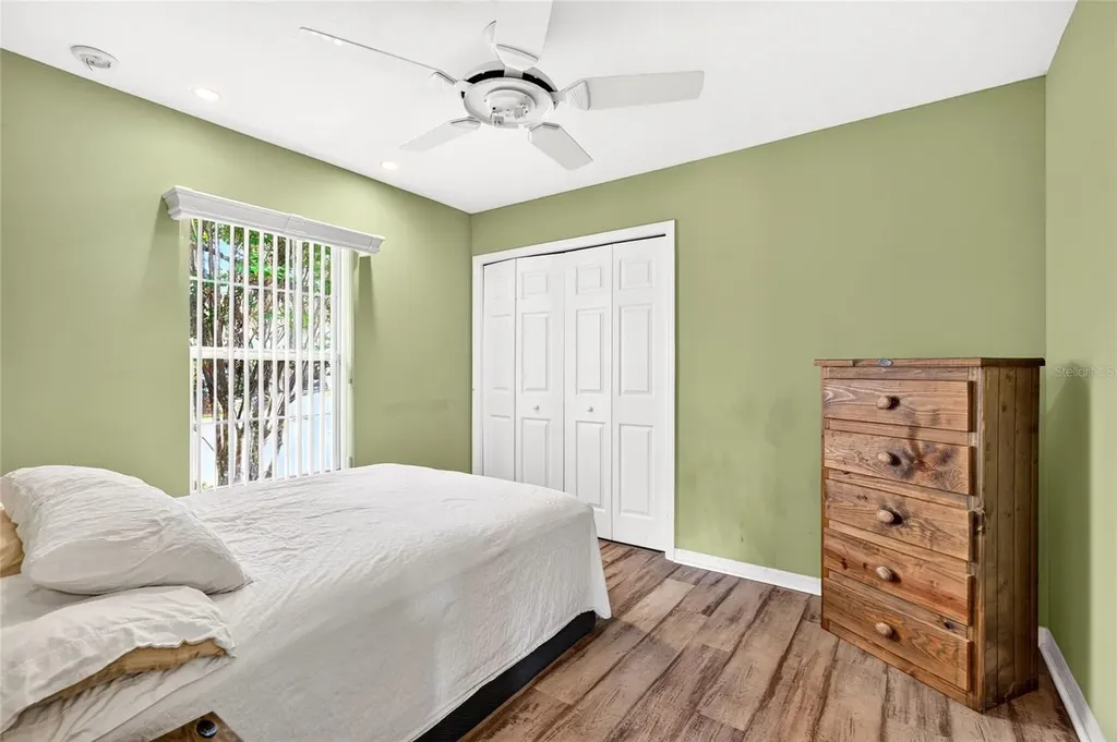 13059 NE 7th Loop Silver Springs FL 34488