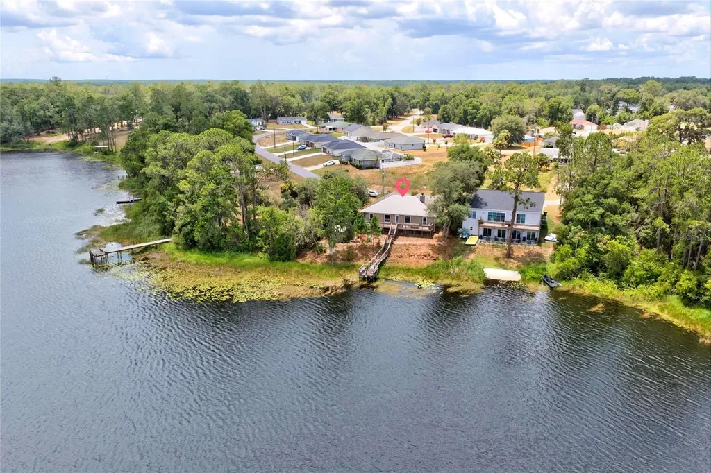 13059 NE 7th Loop Silver Springs FL 34488