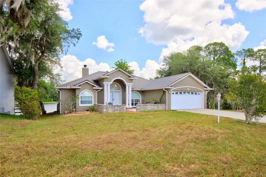 13059 NE 7th Loop Silver Springs FL 34488
