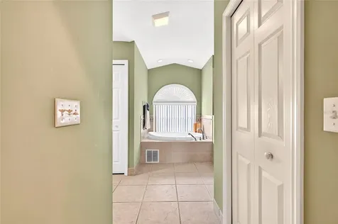 13059 NE 7th Loop Silver Springs FL 34488