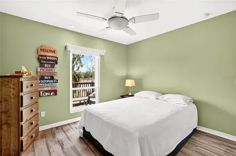13059 NE 7th Loop Silver Springs FL 34488