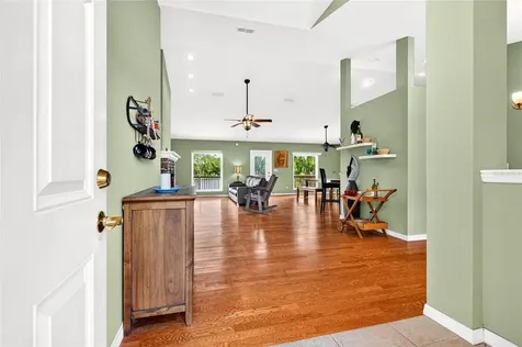 13059 NE 7th Loop Silver Springs FL 34488