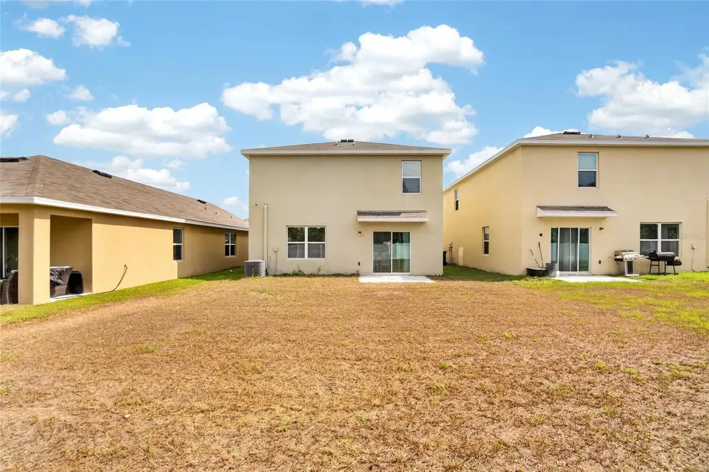 10231 Geese Trail Circle Sun City Center FL 33573