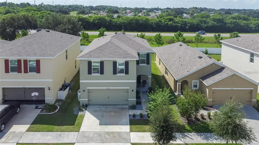 10231 Geese Trail Circle Sun City Center FL 33573