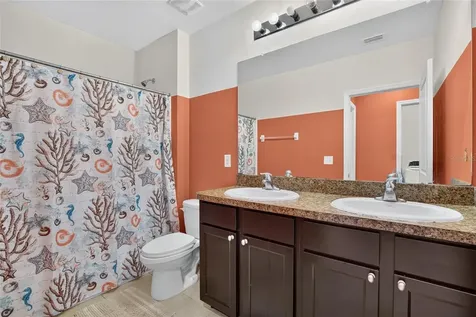 10231 Geese Trail Circle Sun City Center FL 33573