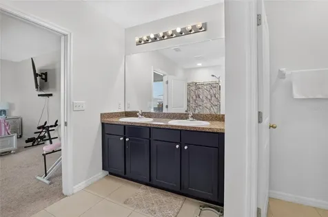 10231 Geese Trail Circle Sun City Center FL 33573