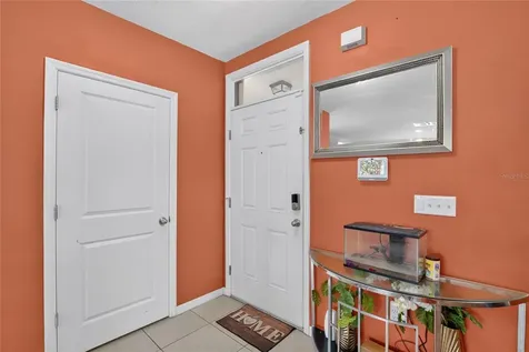 10231 Geese Trail Circle Sun City Center FL 33573