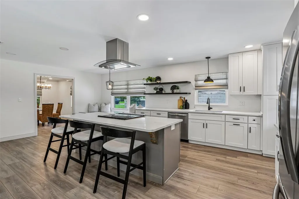 4708 W Neptune Street Tampa FL 33629