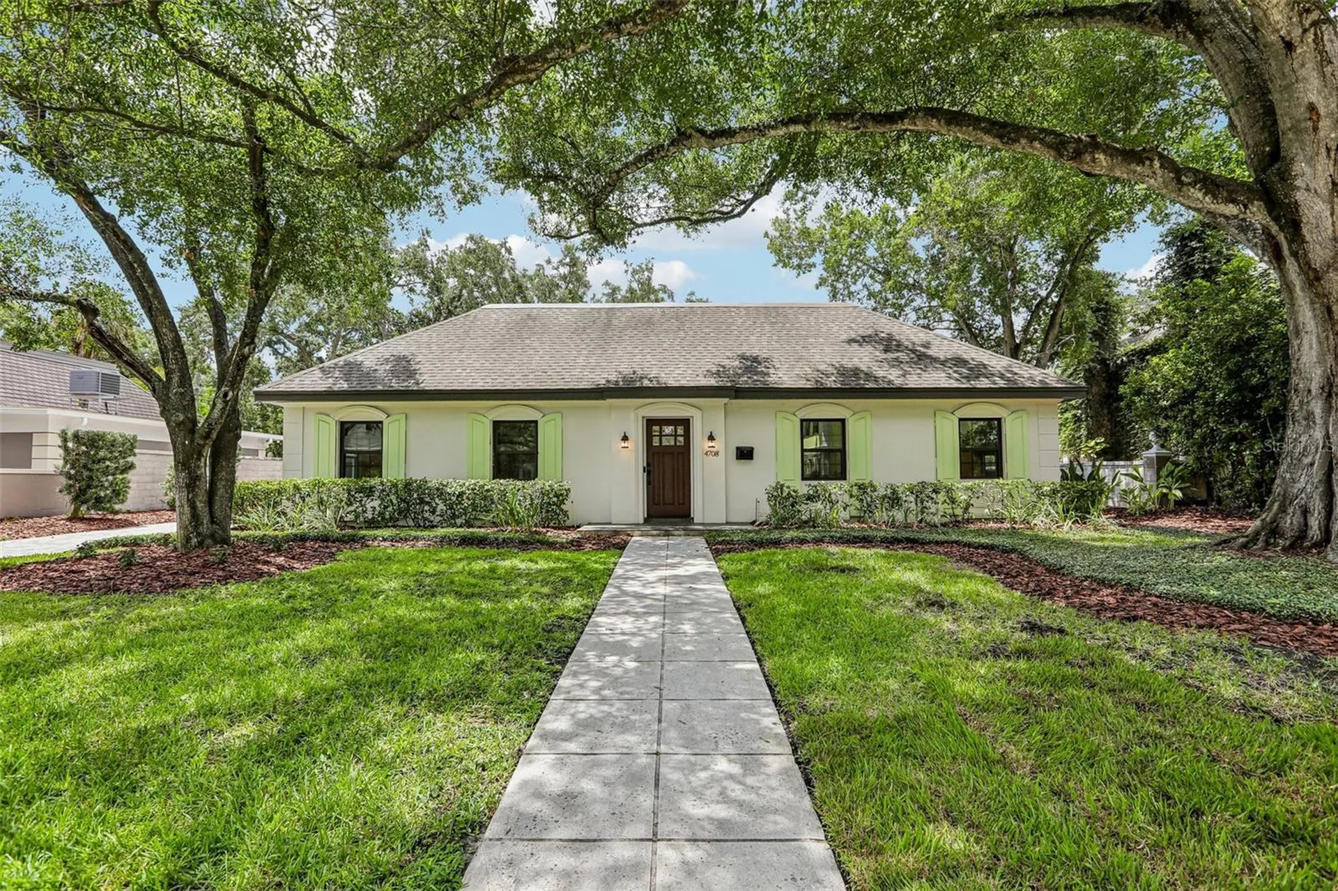4708 W Neptune Street Tampa FL 33629