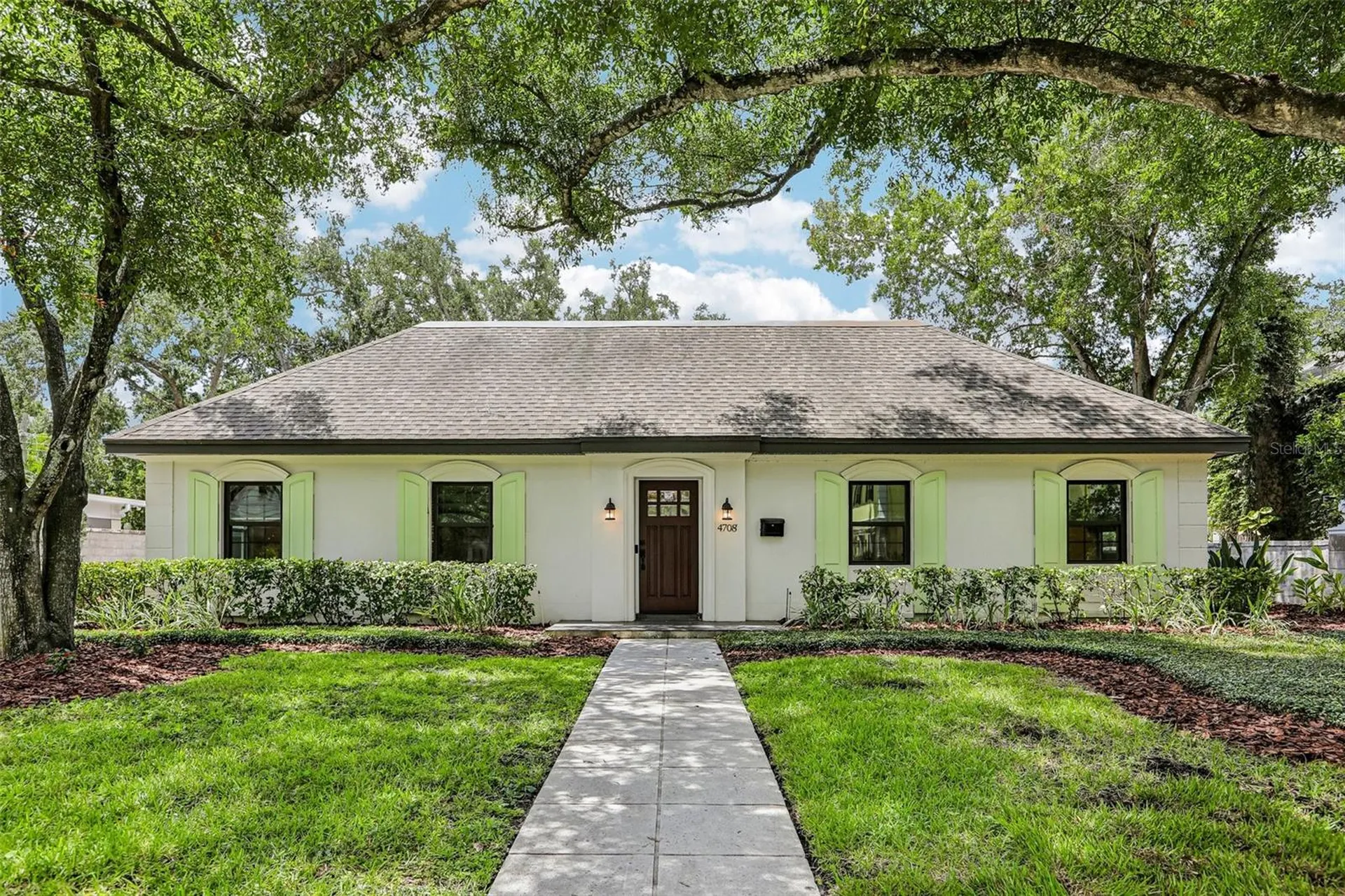 4708 W Neptune Street Tampa FL 33629