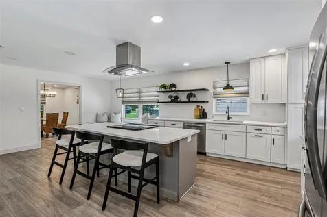 4708 W Neptune Street Tampa FL 33629