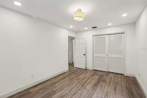 4708 W Neptune Street Tampa FL 33629
