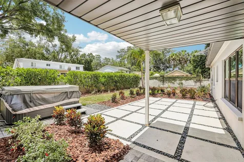 4708 W Neptune Street Tampa FL 33629
