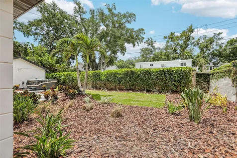 4708 W Neptune Street Tampa FL 33629