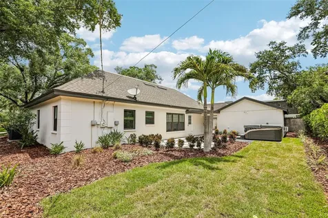 4708 W Neptune Street Tampa FL 33629