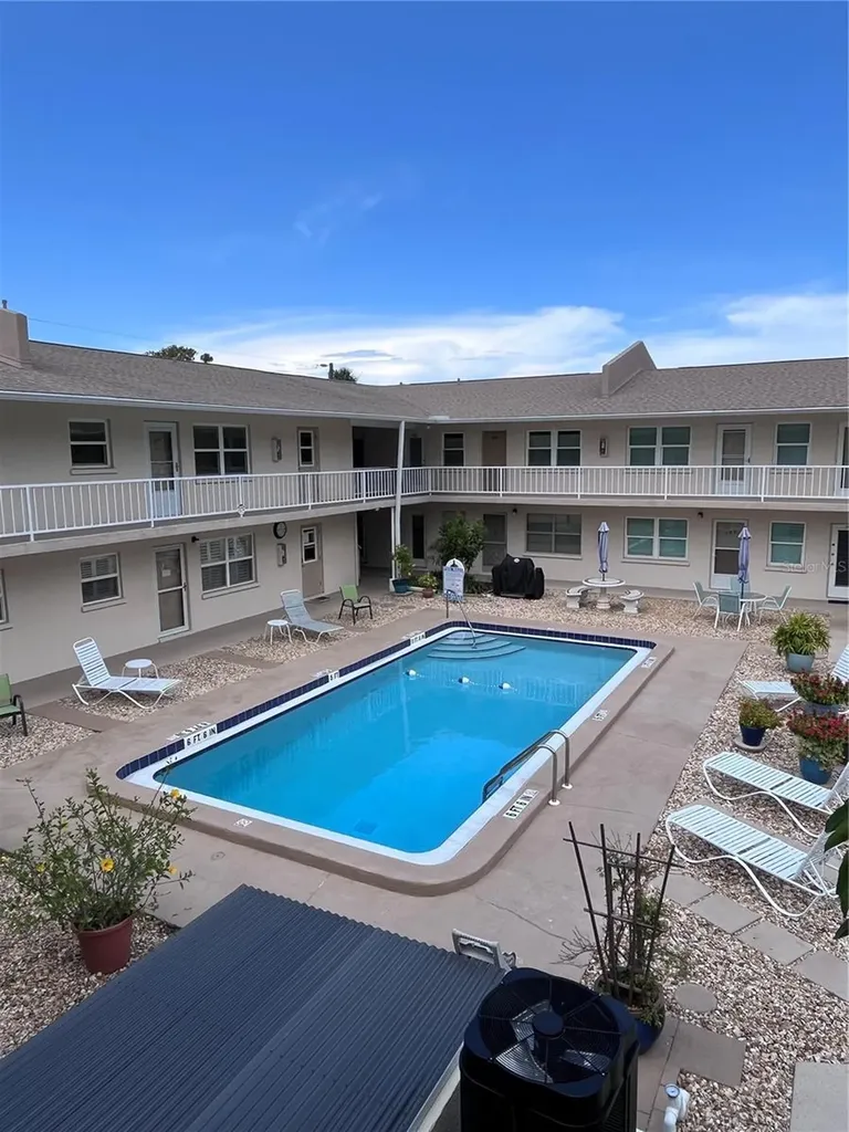 509 W Venice Avenue Venice FL 34285