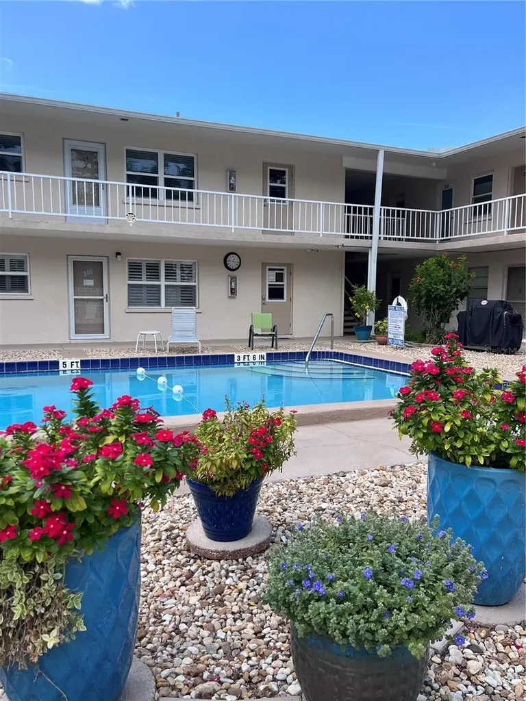 509 W Venice Avenue Venice FL 34285