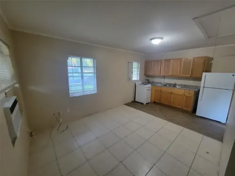 729 E Carolina Avenue Deland FL 32724