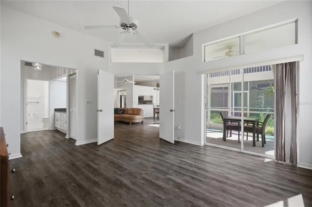 215 Clays Trail Oldsmar FL 34677