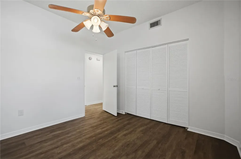 215 Clays Trail Oldsmar FL 34677