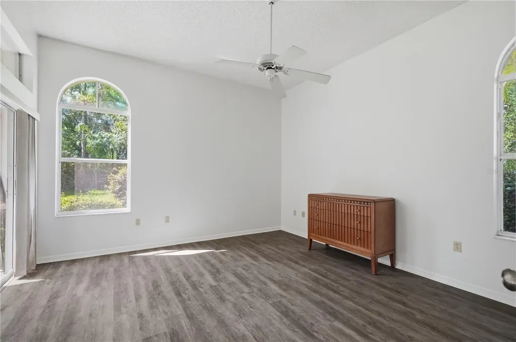 215 Clays Trail Oldsmar FL 34677