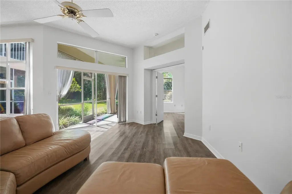 215 Clays Trail Oldsmar FL 34677