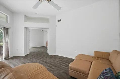 215 Clays Trail Oldsmar FL 34677
