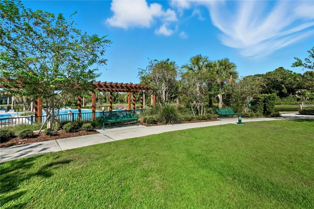 7565 Estuary Lake Loop Celebration FL 34747