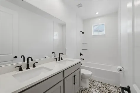 7565 Estuary Lake Loop Celebration FL 34747