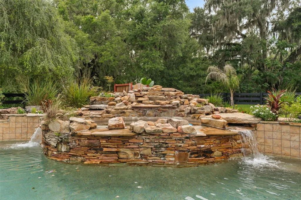 35841 Timbertop Lane Fruitland Park FL 34731