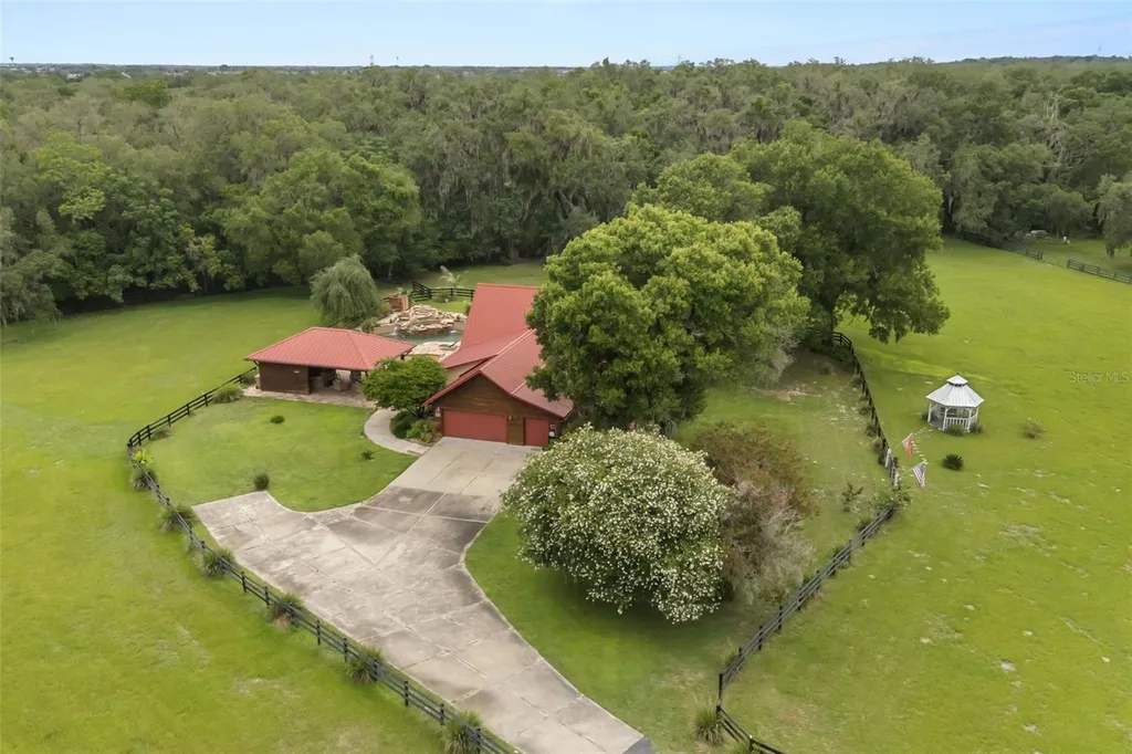 35841 Timbertop Lane Fruitland Park FL 34731
