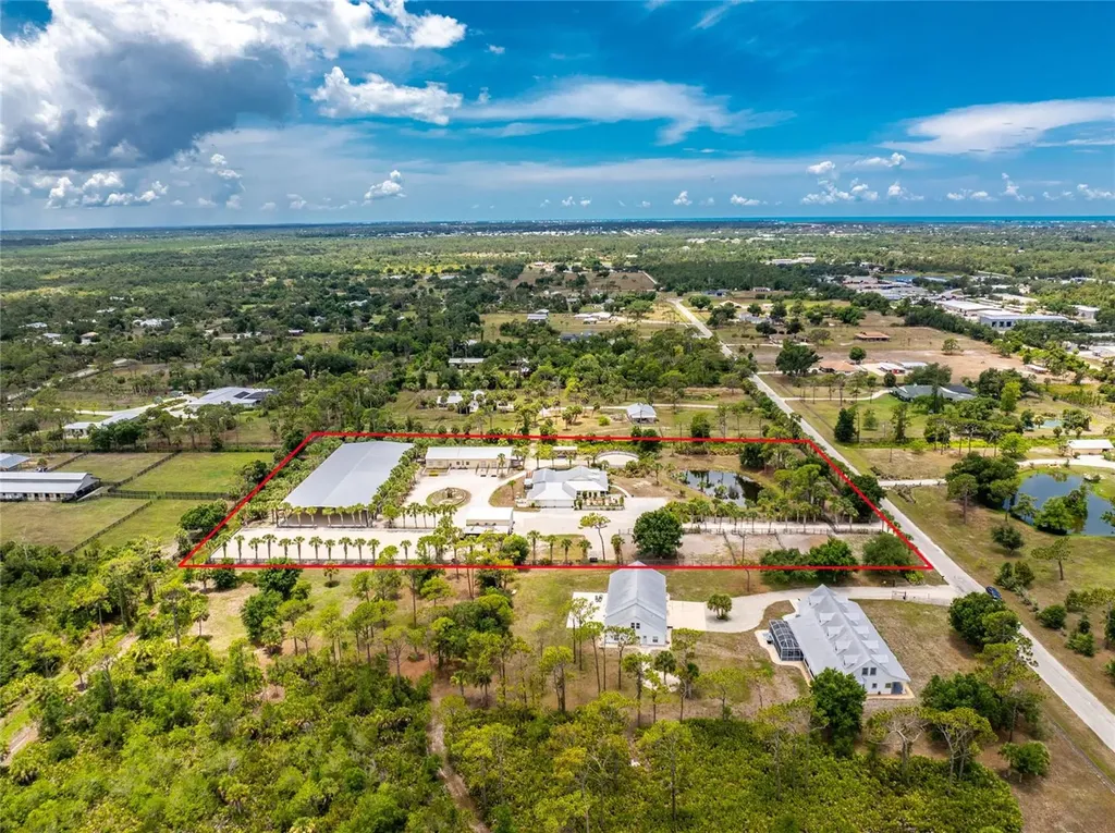 668 Palomino Trail Englewood FL 34223