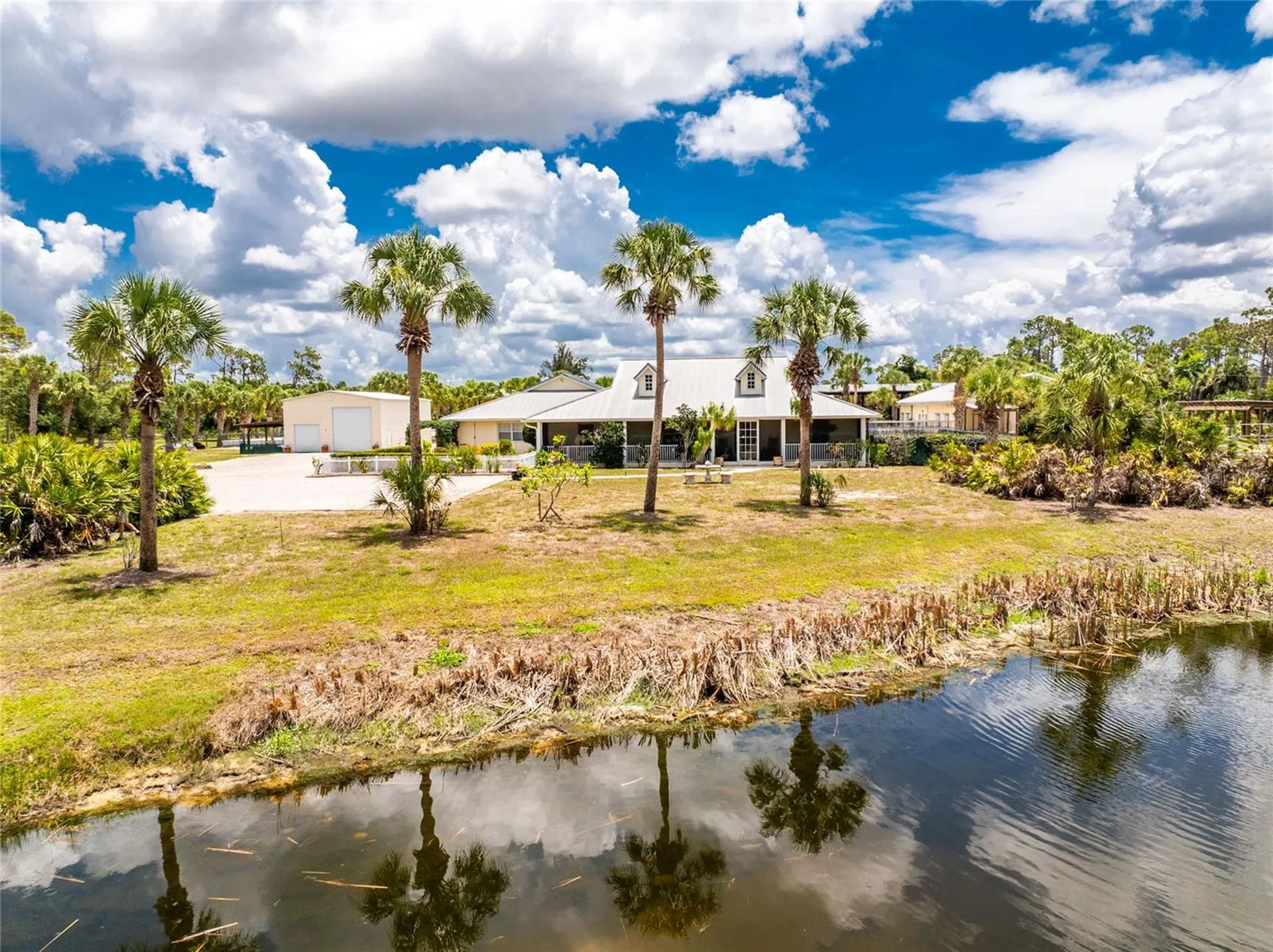 668 Palomino Trail Englewood FL 34223
