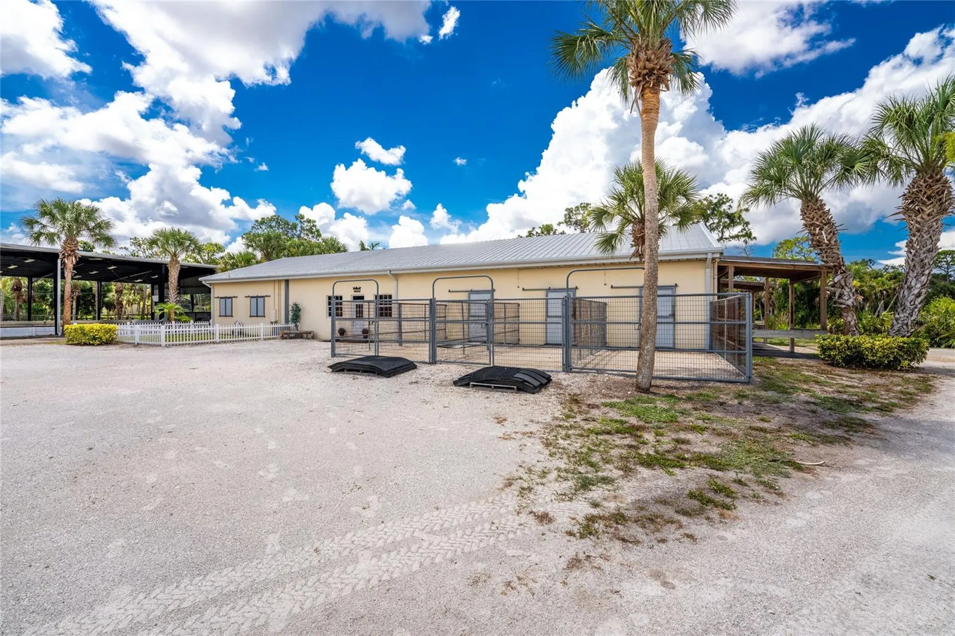 668 Palomino Trail Englewood FL 34223