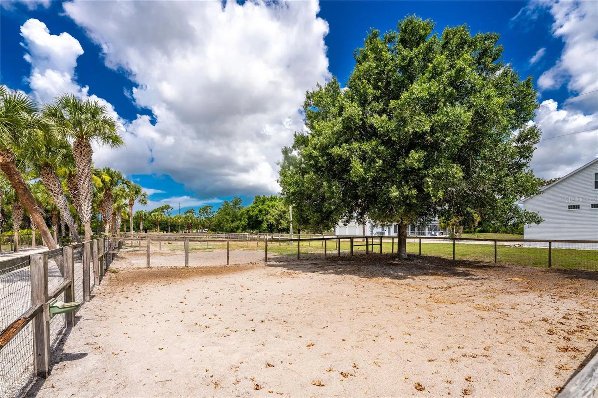 668 Palomino Trail Englewood FL 34223