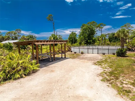 668 Palomino Trail Englewood FL 34223