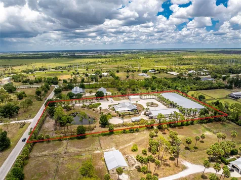 668 Palomino Trail Englewood FL 34223