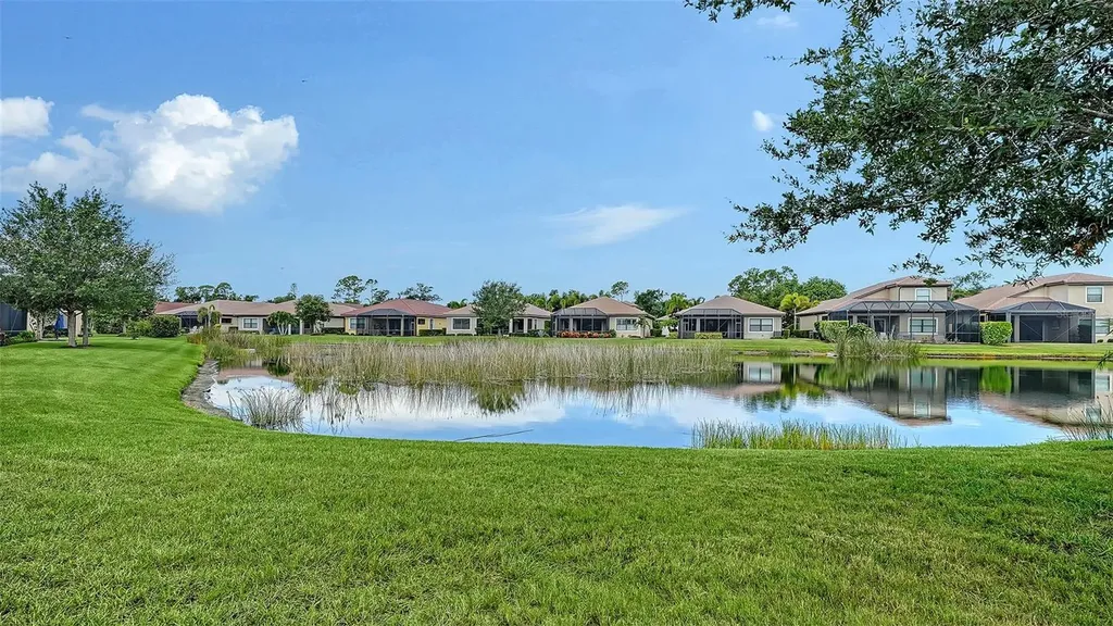 1051 Bradberry Drive Nokomis FL 34275