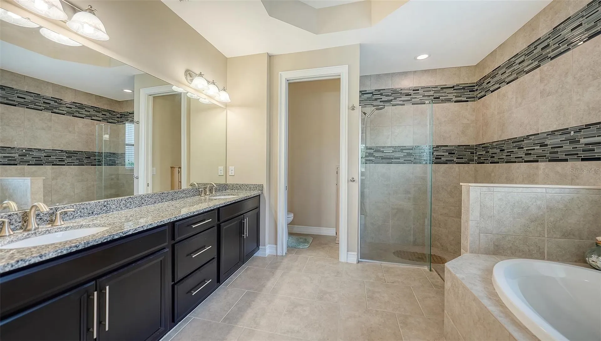 1051 Bradberry Drive Nokomis FL 34275