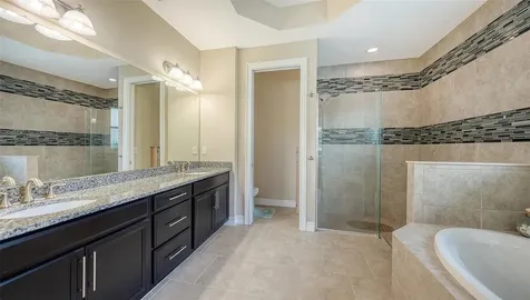 1051 Bradberry Drive Nokomis FL 34275