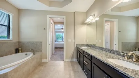1051 Bradberry Drive Nokomis FL 34275