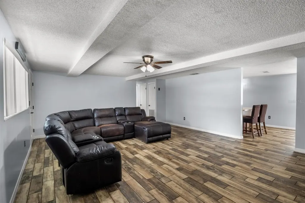 617 Mccranie Road Lakeland FL 33809