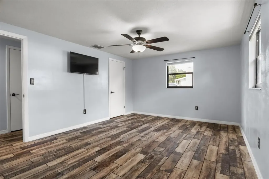 617 Mccranie Road Lakeland FL 33809