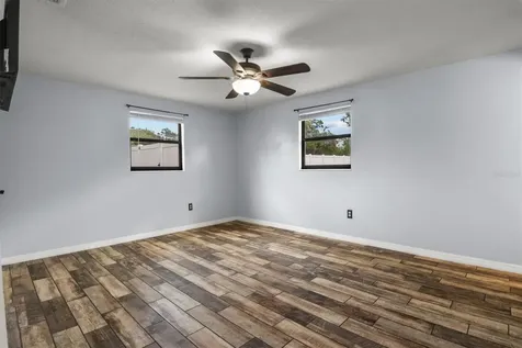 617 Mccranie Road Lakeland FL 33809
