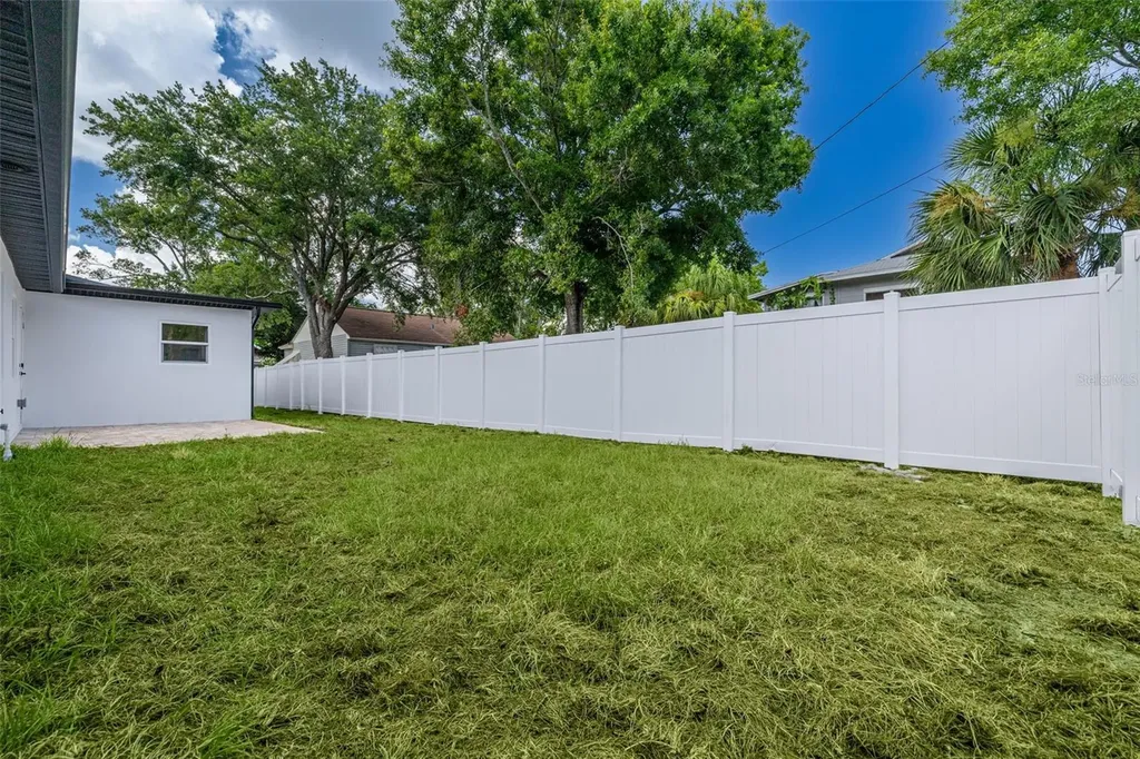 2528 4th Avenue S St Petersburg FL 33712