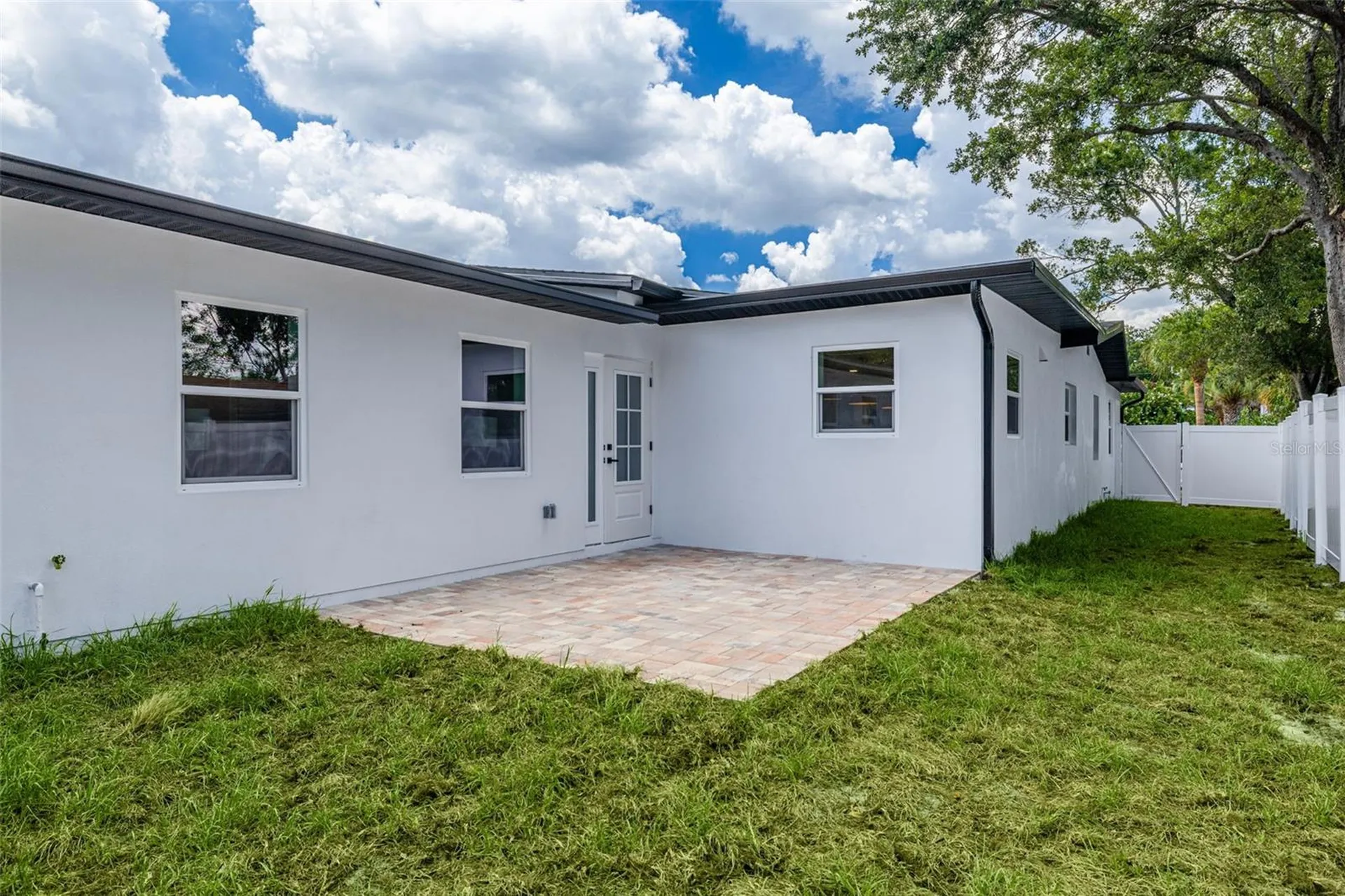 2528 4th Avenue S St Petersburg FL 33712