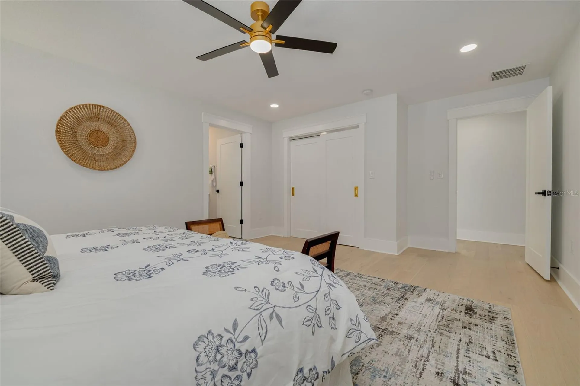 2528 4th Avenue S St Petersburg FL 33712