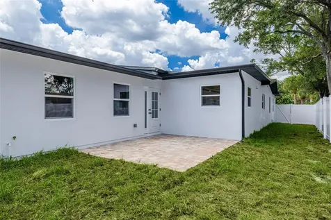 2528 4th Avenue S St Petersburg FL 33712